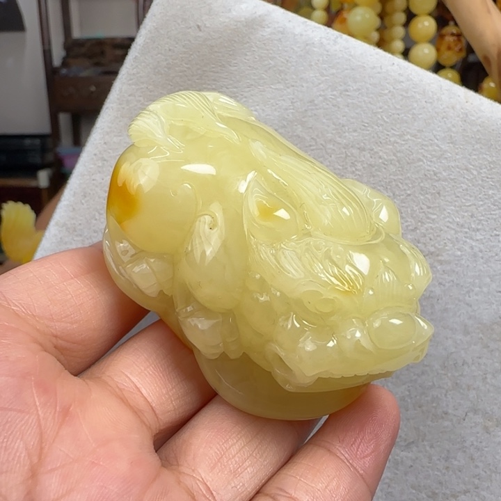 未镶嵌蜜蜡珠宝奇石