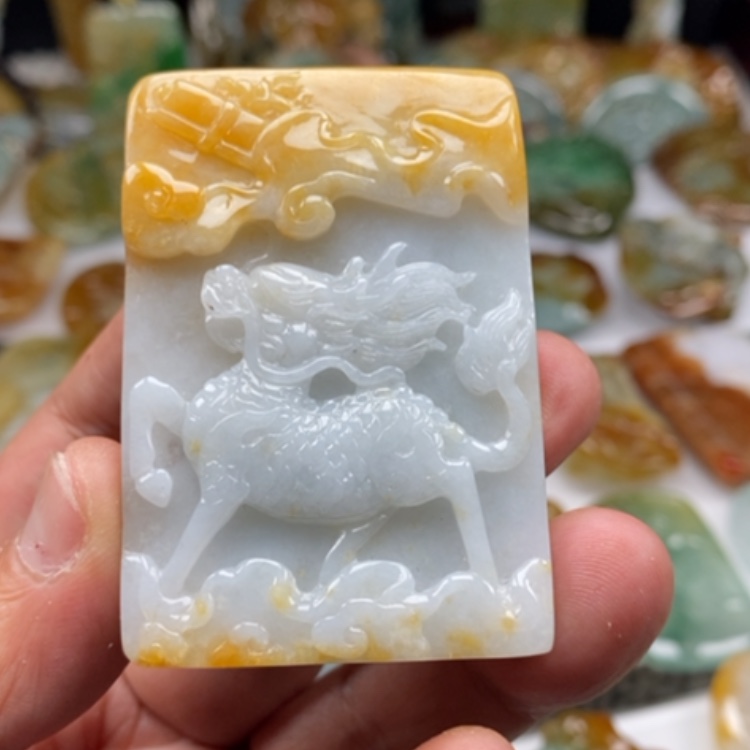 【闪购商品】翡翠颈饰未镶嵌缅甸翡翠A货吊坠