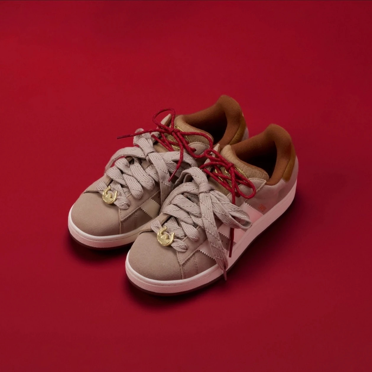 adidas三叶草CAMPUS 00S SHOES 面包鞋新年款经典运动板鞋 KJ8724