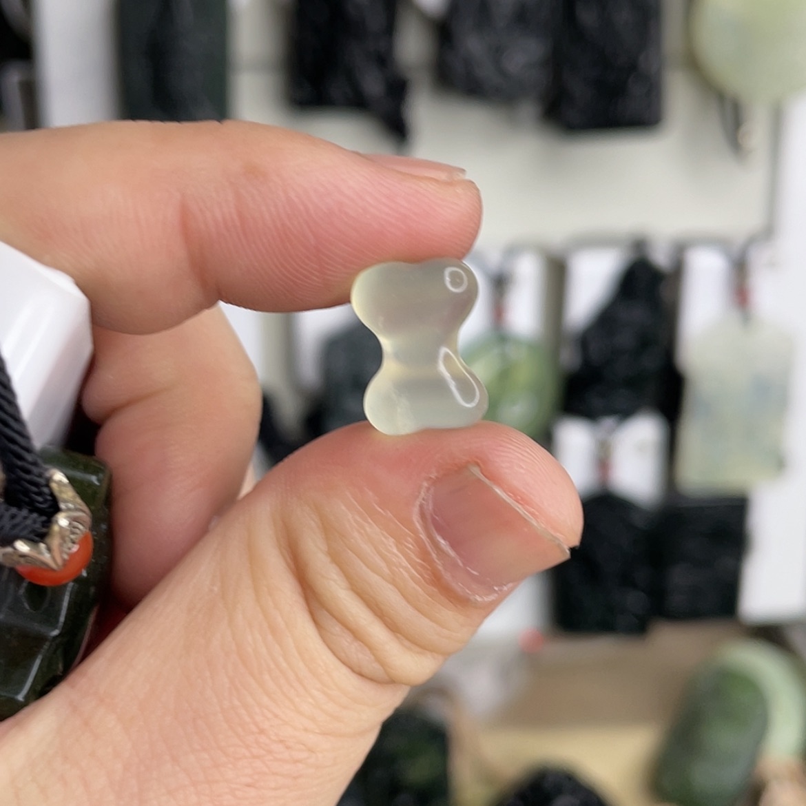 【闪购商品】岫玉颈饰未镶嵌?***?骨头