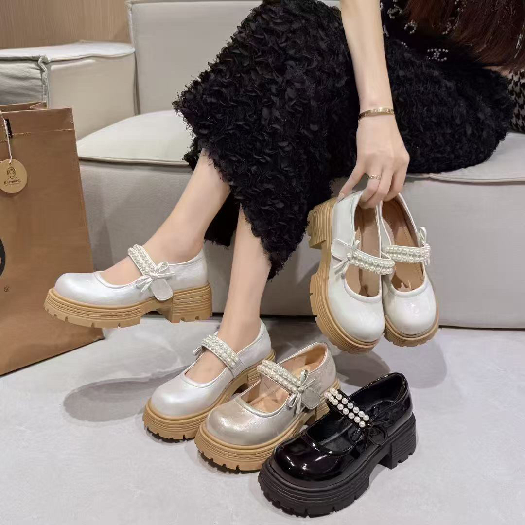 时尚新款皮面小单鞋2025新款舒适百搭女士单鞋 A551