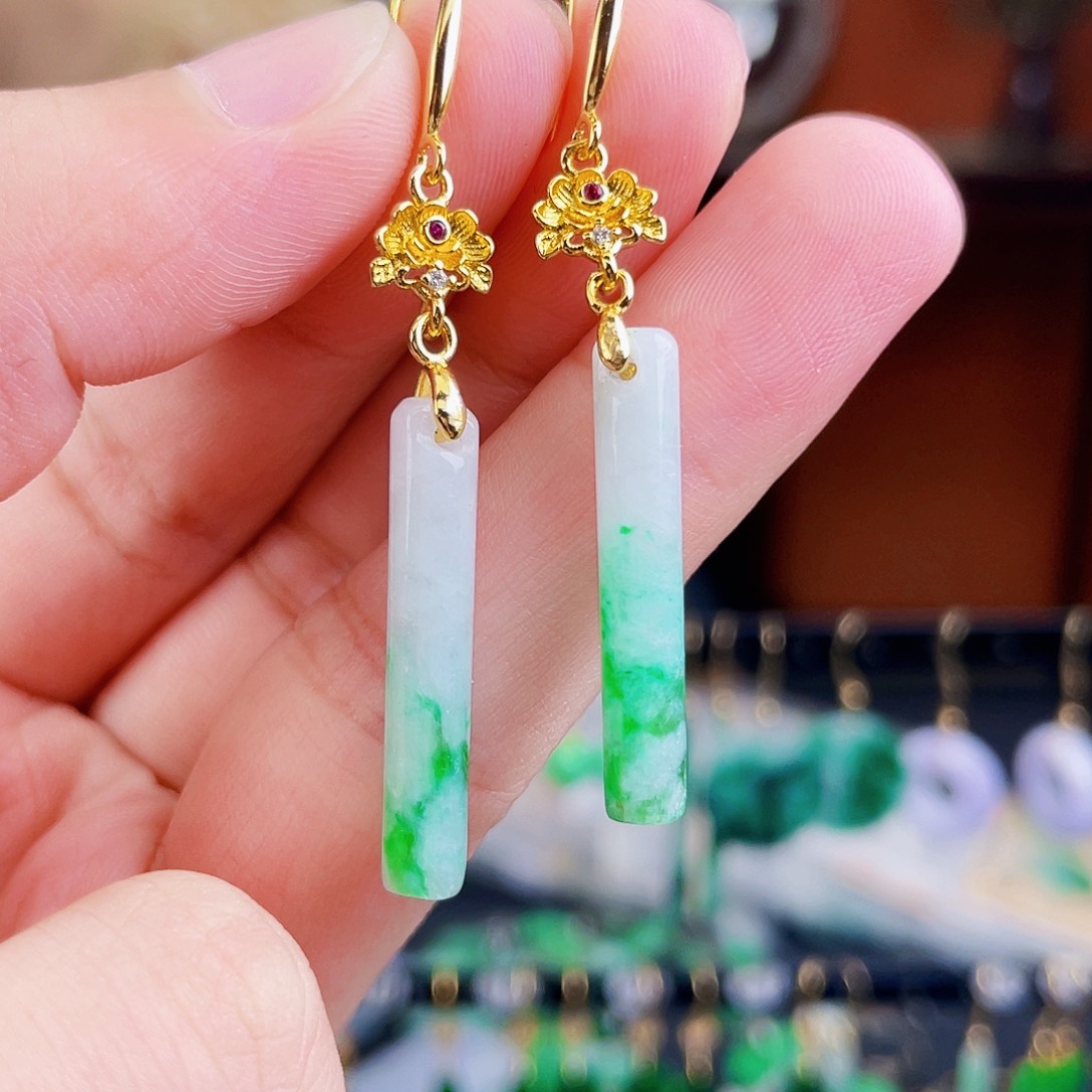 翡翠未镶嵌耳饰饰品