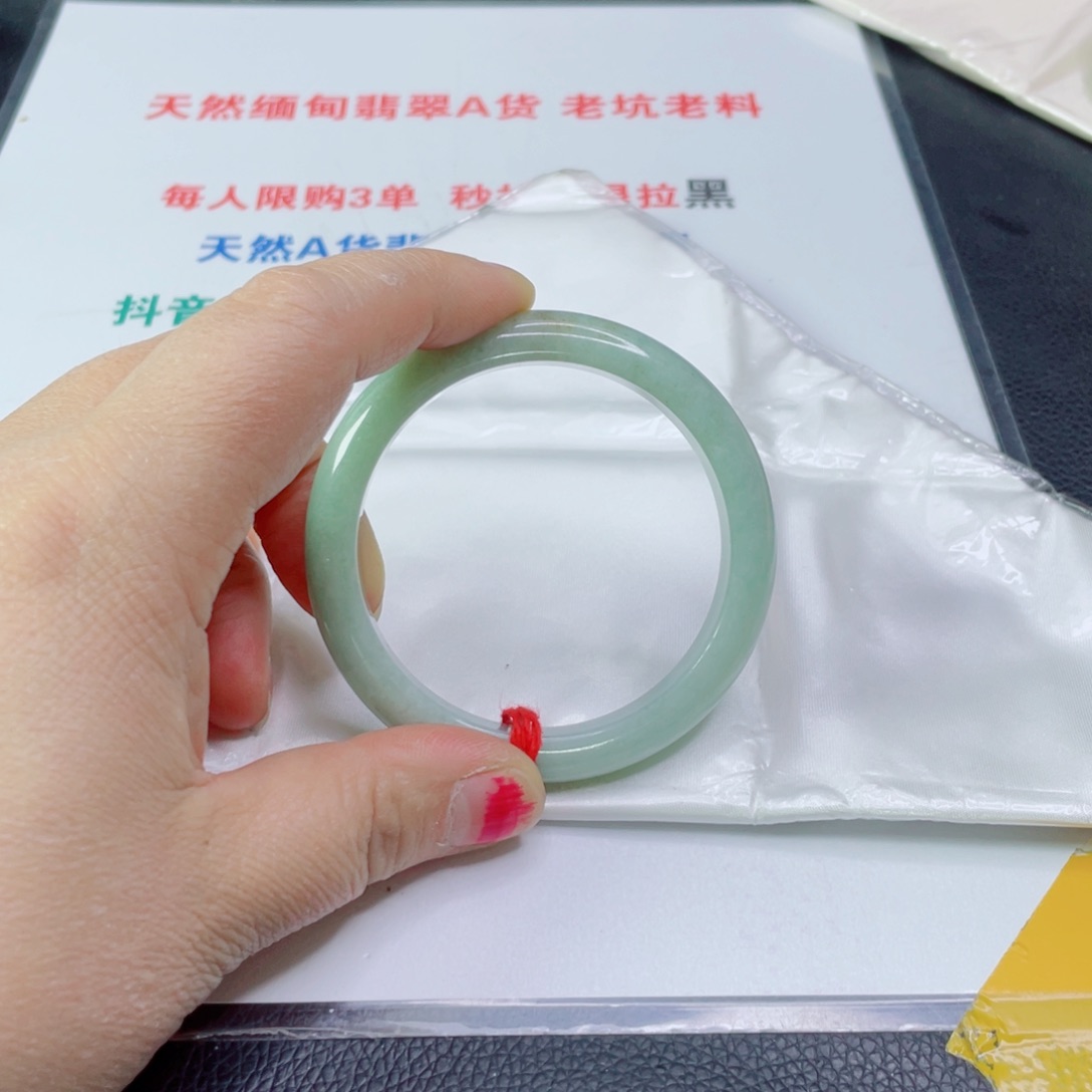 翡翠未镶嵌手镯A****-天然翡翠手镯老料