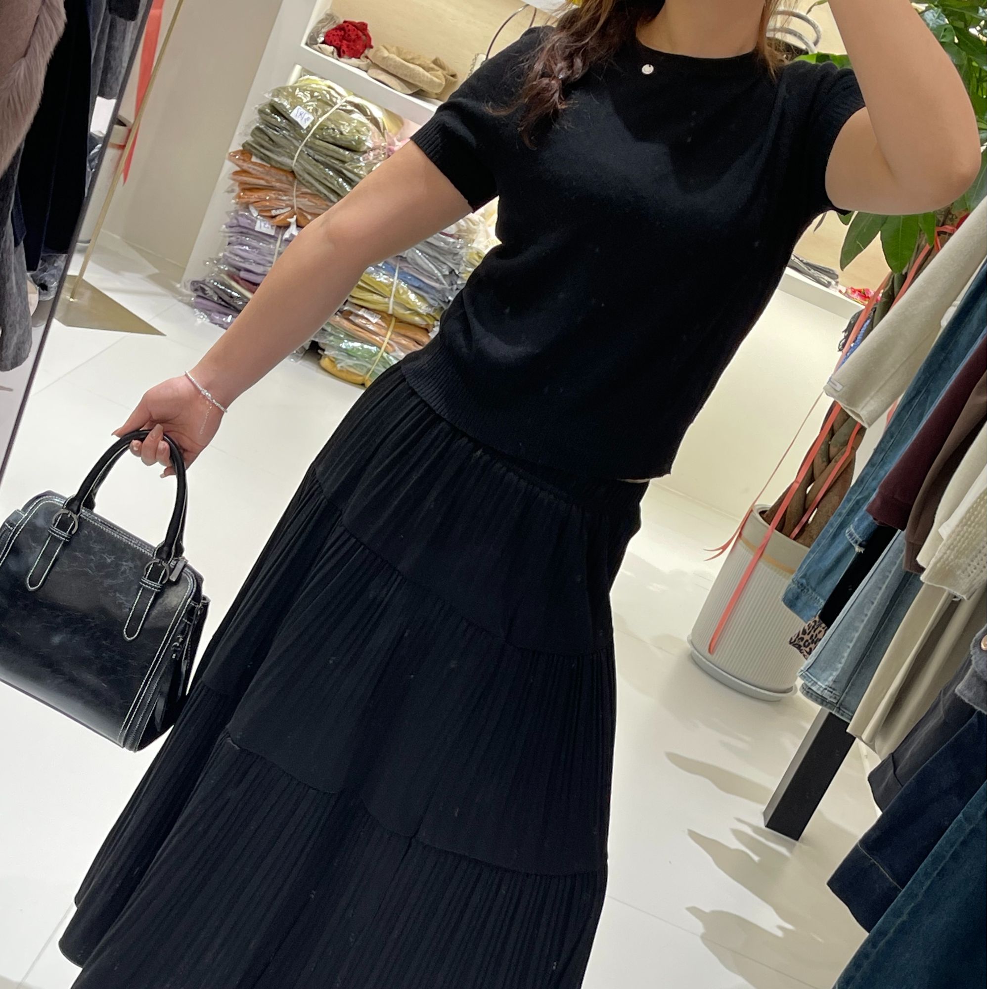 通勤风针织短袖中袖圆领毛针织衫女款黑色简约针织衫2517