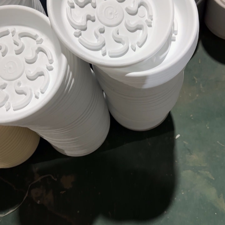 240托盘100个白色花盆