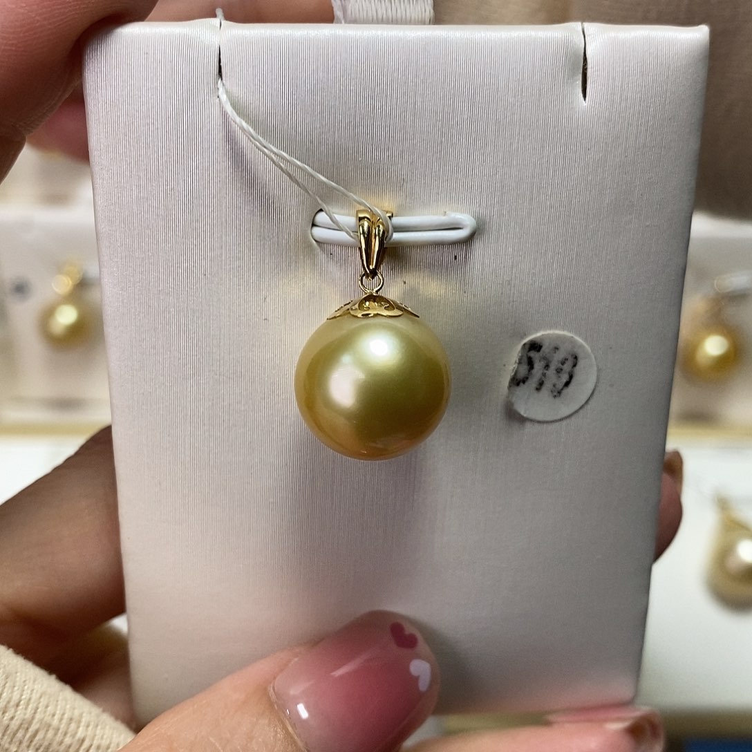 海水珍珠吊坠(不含链)18K金镶嵌