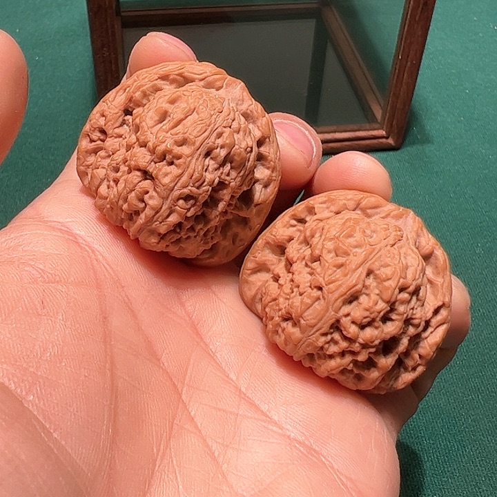 文玩核桃把件藕*2402161 一代南疆 39全品