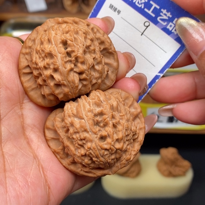 文玩核桃吊坠45全品白狮子
