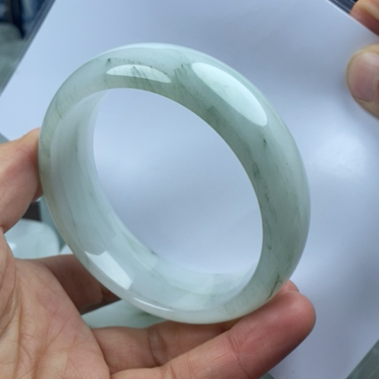 石英质玉（金丝玉）未镶嵌手镯