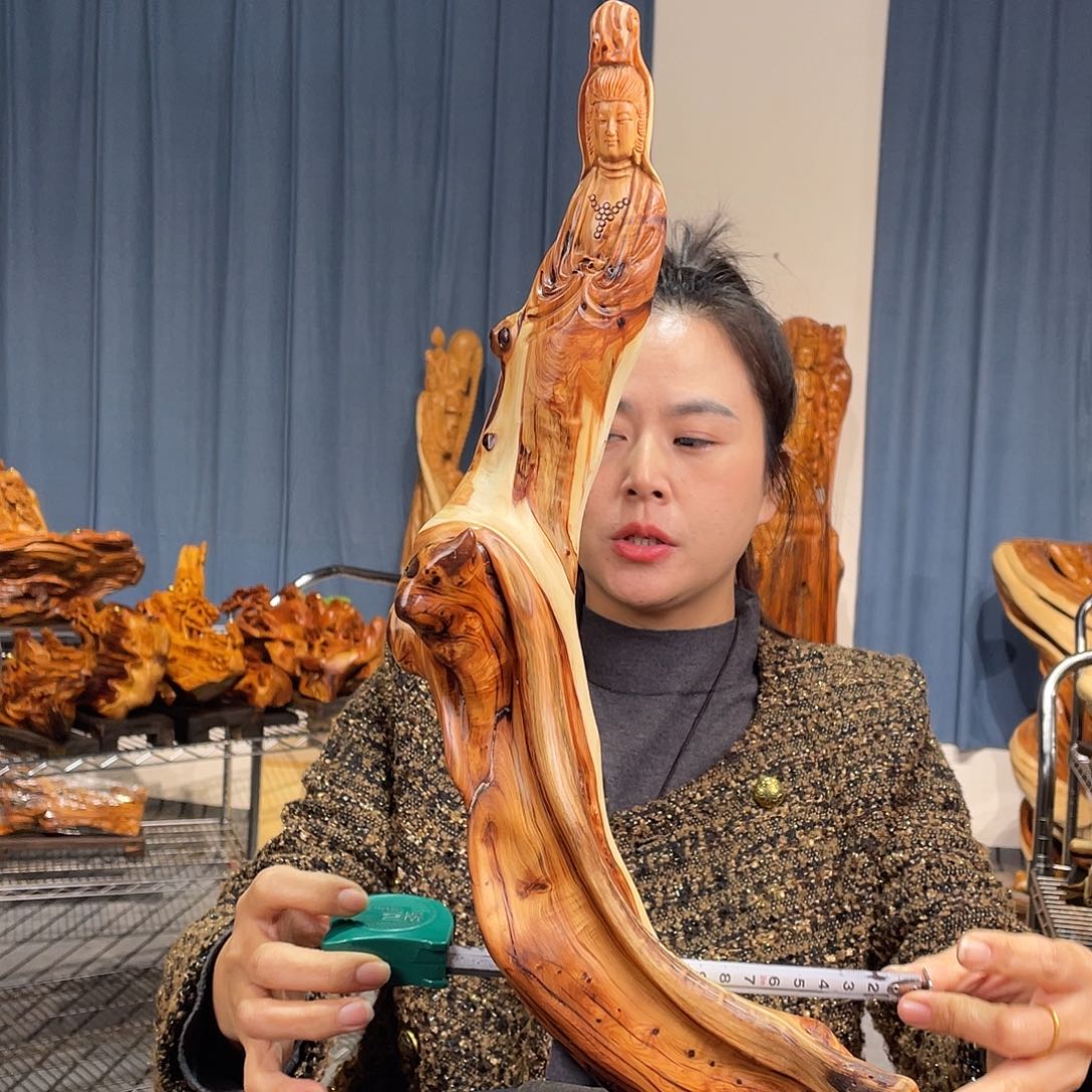 柏木（崖柏）随型艺术根雕