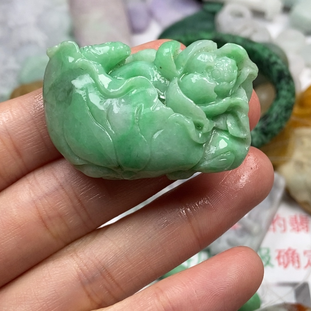 定制翡翠未镶嵌翡翠