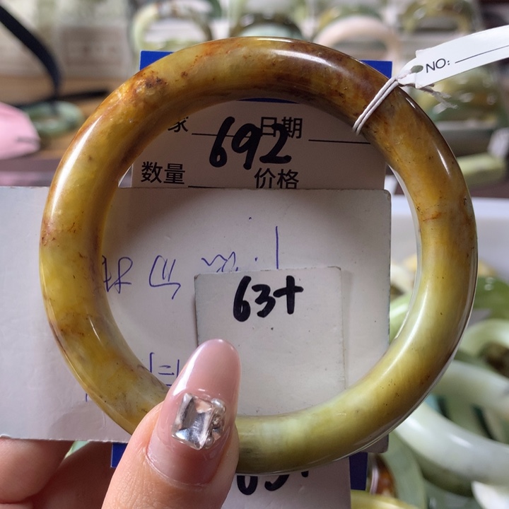 蛇纹石玉手镯未镶嵌692