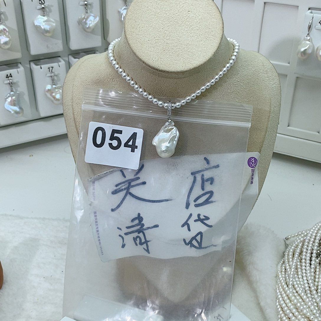 淡水珍珠颈饰合金