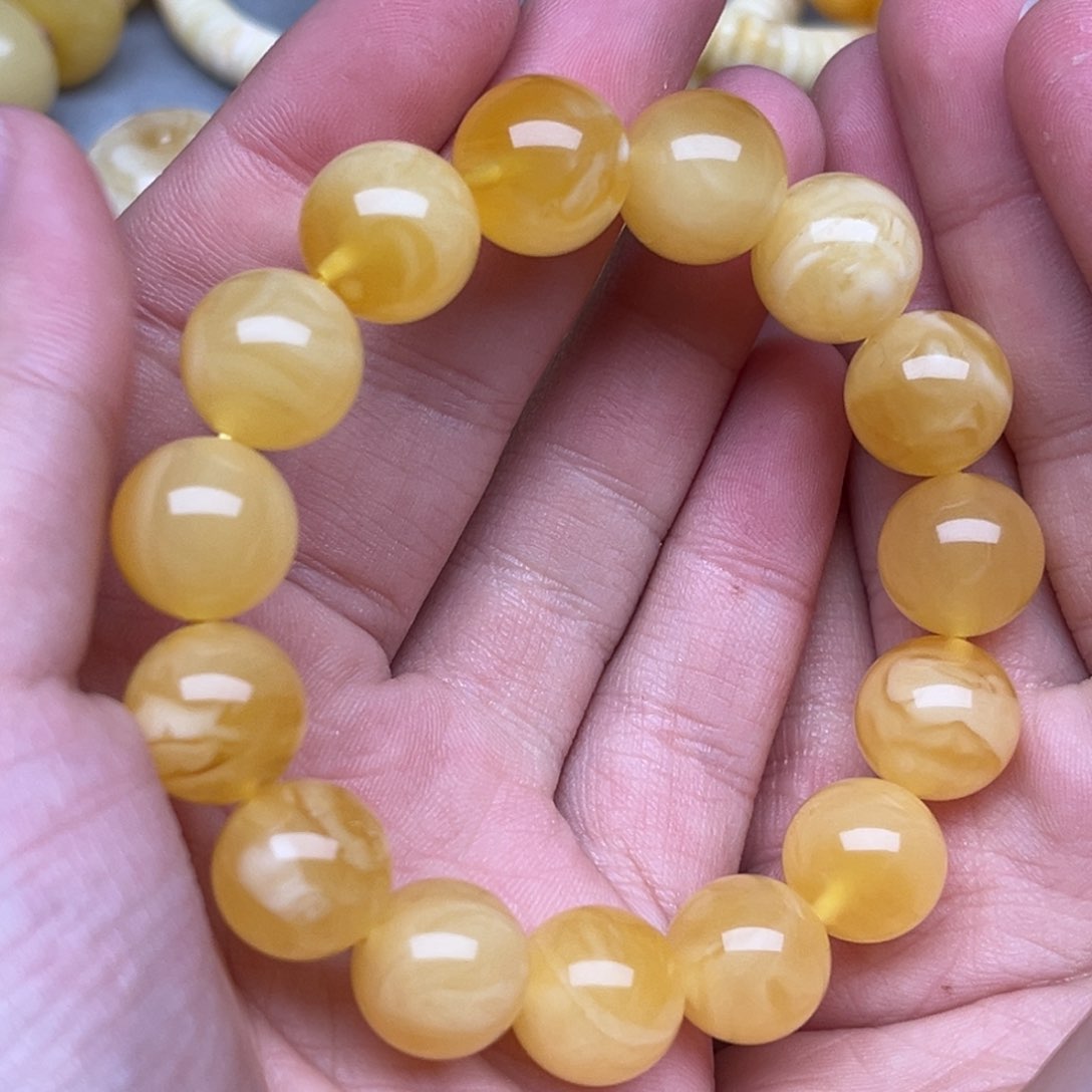 蜜蜡裸石未镶嵌蜜蜡13+