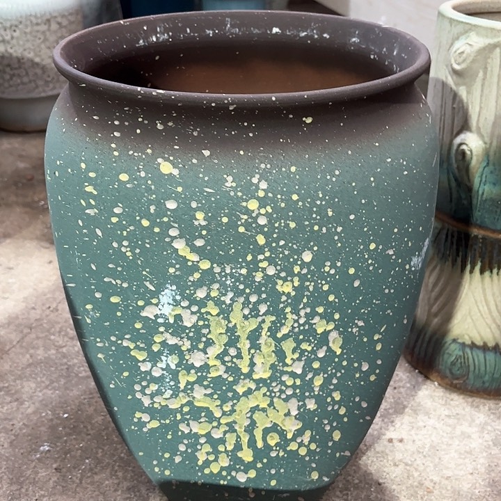 紫砂茶碗绿泼墨口径26高度41