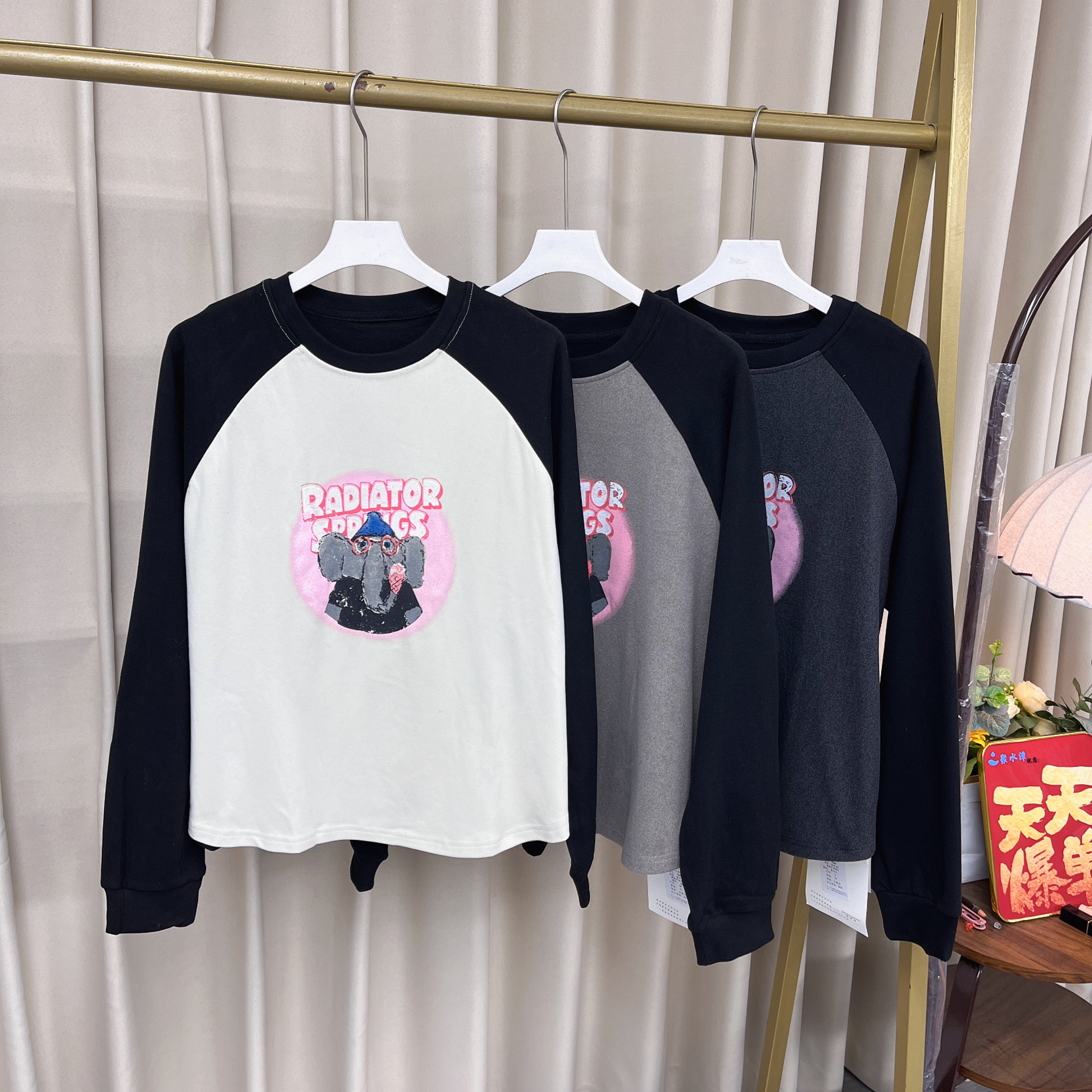 146女装T恤长袖百搭时尚圆领拼色宽松打底衫