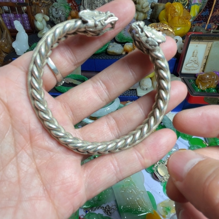 滴血莲花菩提手串