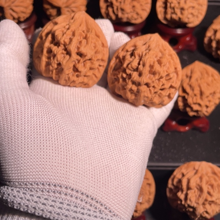 文玩核桃吊坠43官帽