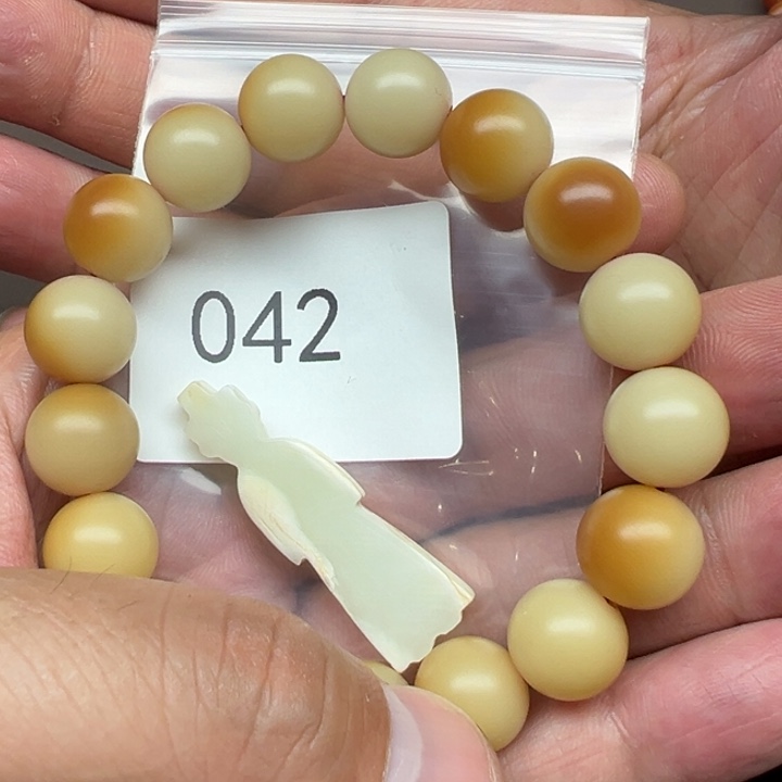 菩提根/象牙果手串平****）