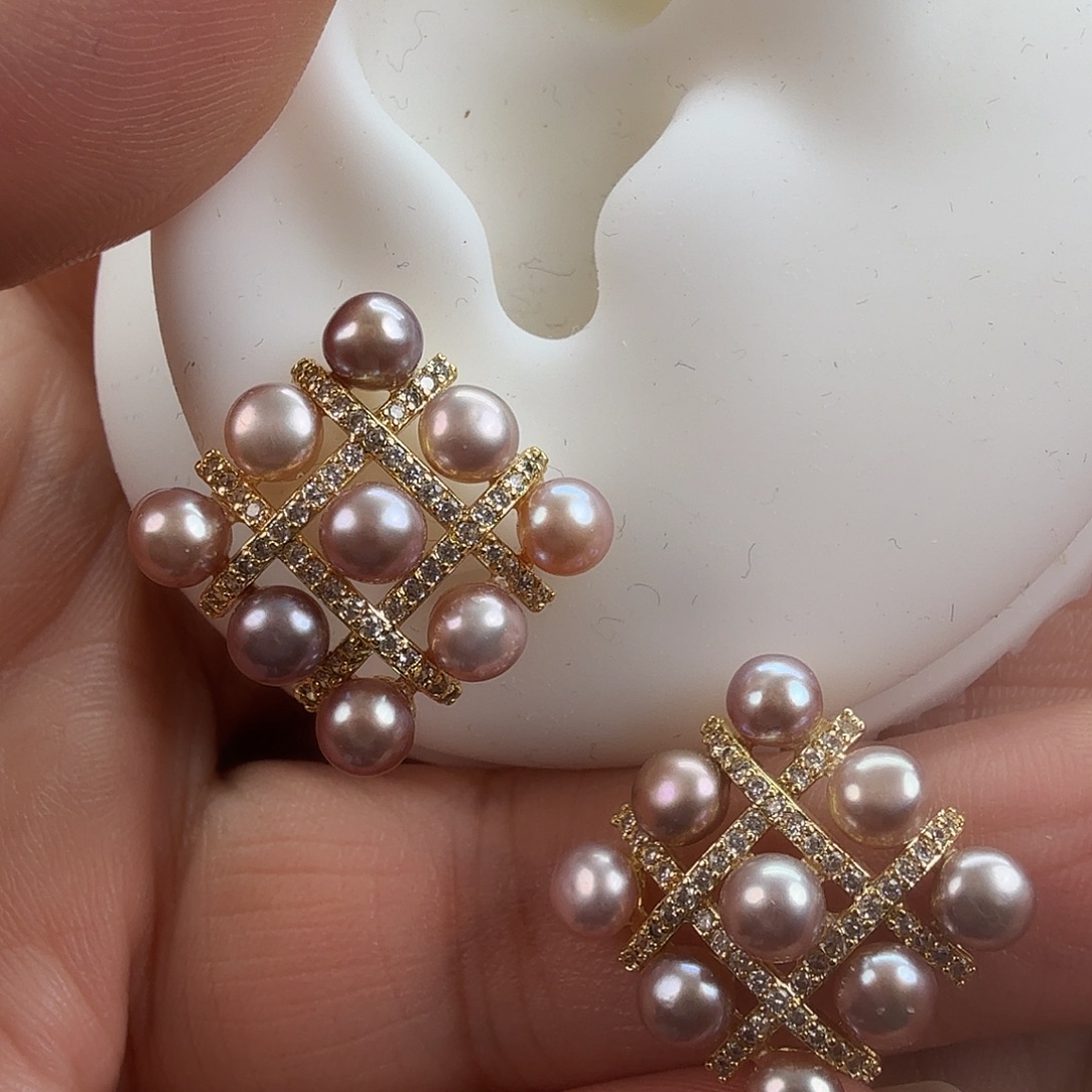 淡水珍珠未镶嵌耳饰