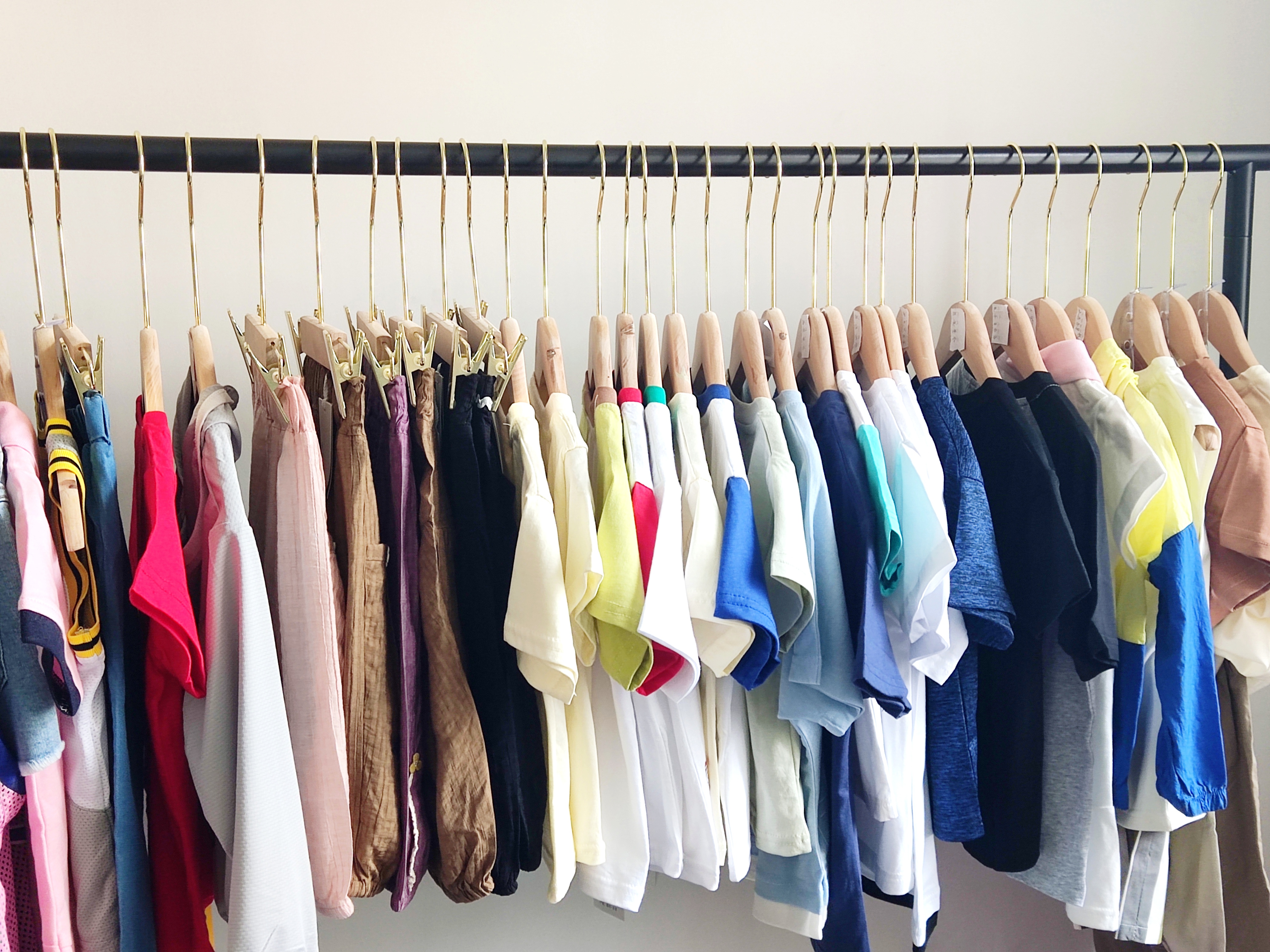 儿童夏装品牌清仓裙子T恤印花立体男童女童