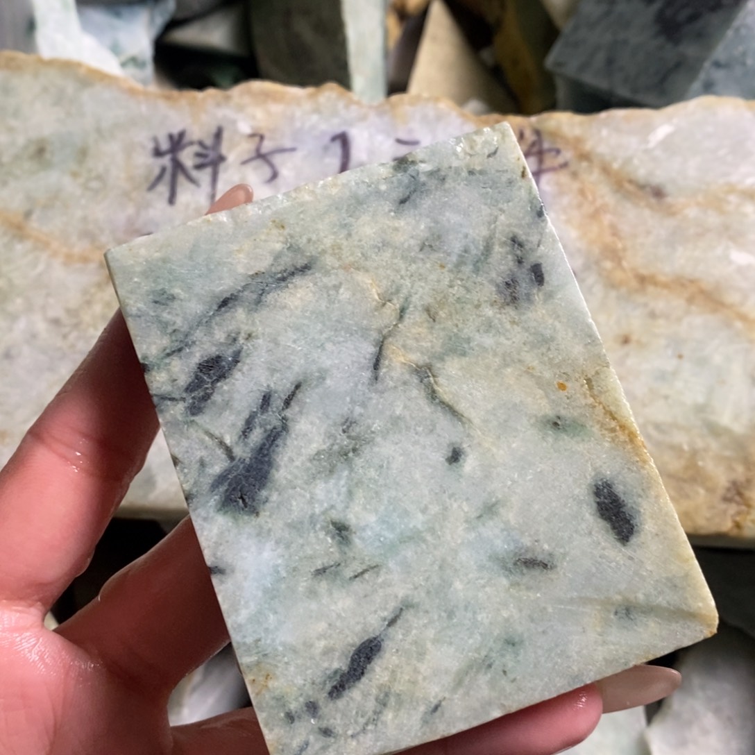 颈饰未镶嵌翡翠天然翡翠