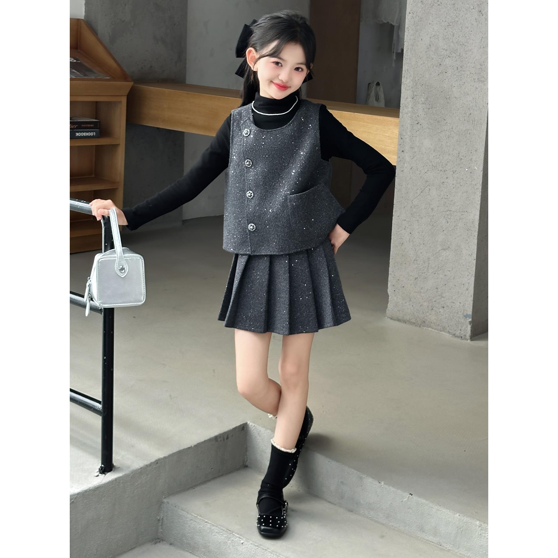 女童秋装套装2025新款大儿童衣服时髦春秋季小孩巨好看三件套洋气