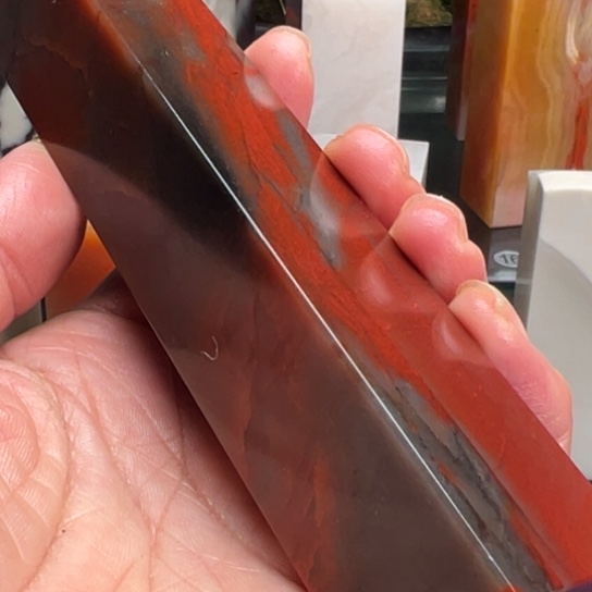 老挝石情****）鸡白味印石