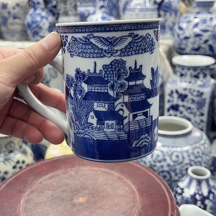 摆件摆件摆件，，水杯