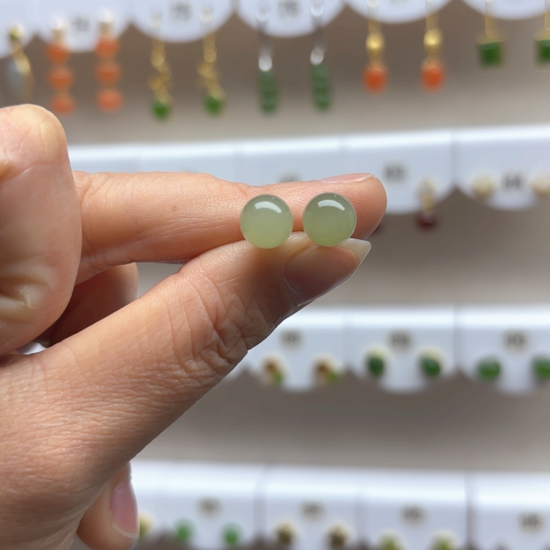 和田玉耳饰银S925镶嵌8mm 