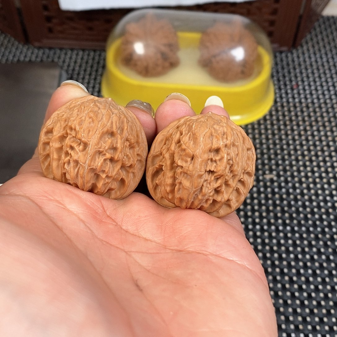 文玩核桃把件34尺磨全品