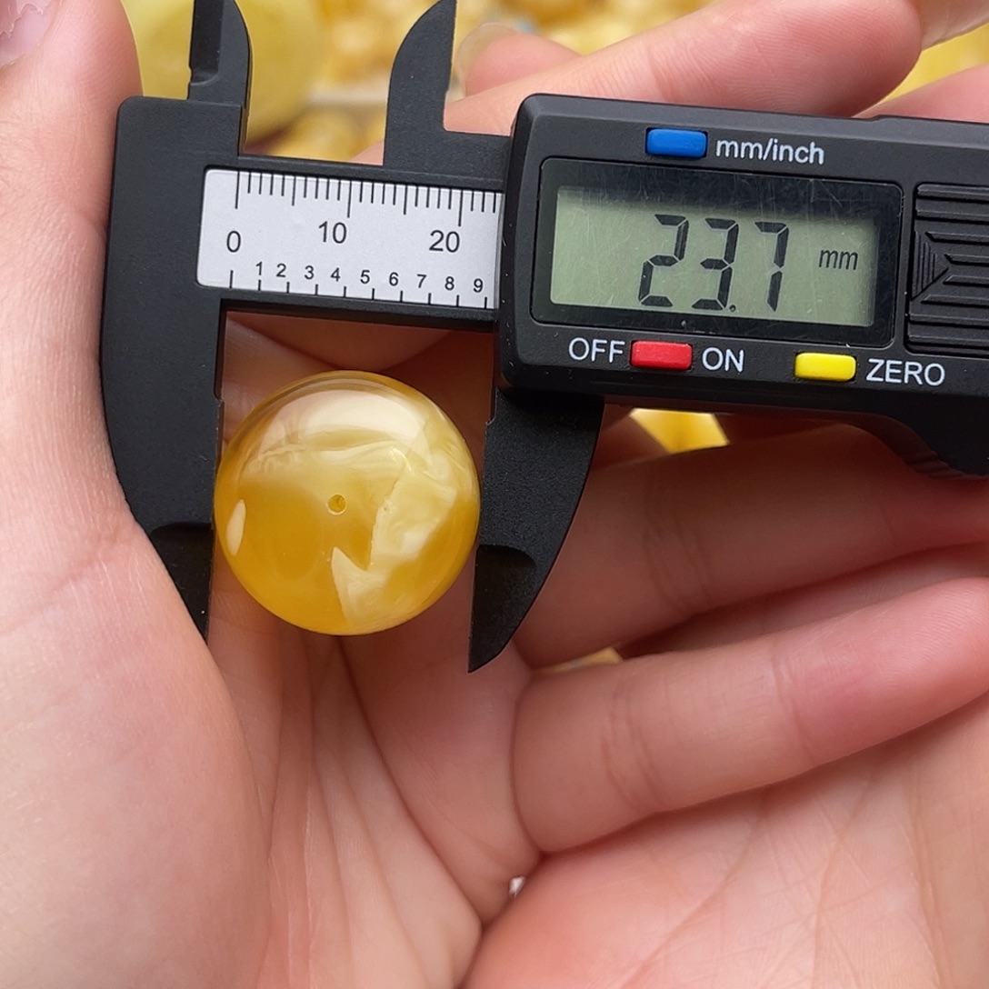 琥珀未镶嵌裸石蜜蜡墩子梦