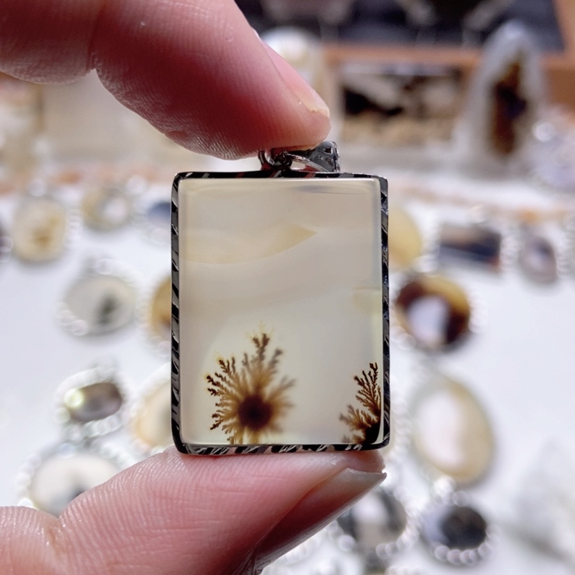 【闪购商品】玛瑙/玉髓颈饰未镶嵌