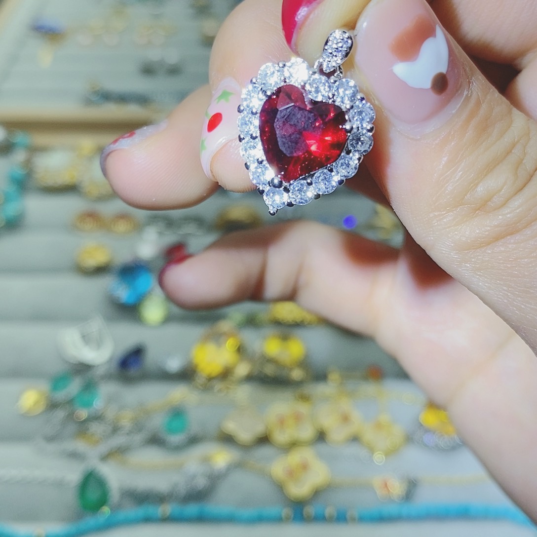 【闪购商品】托帕石耳饰银S925镶嵌