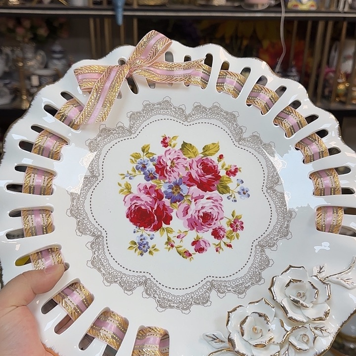 鹿与海陶瓷有限公司