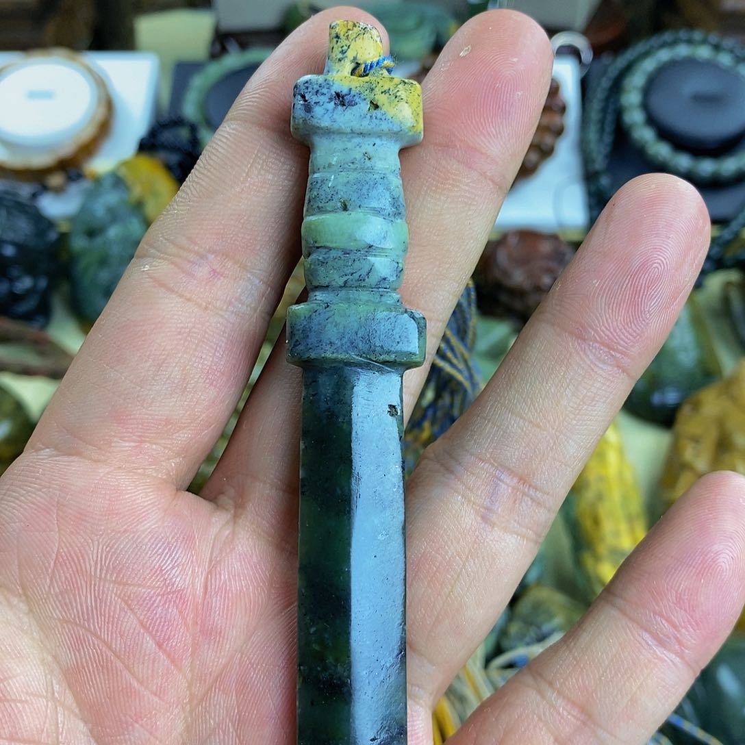 岫岩河磨玉（透闪石质玉）摆件未镶嵌