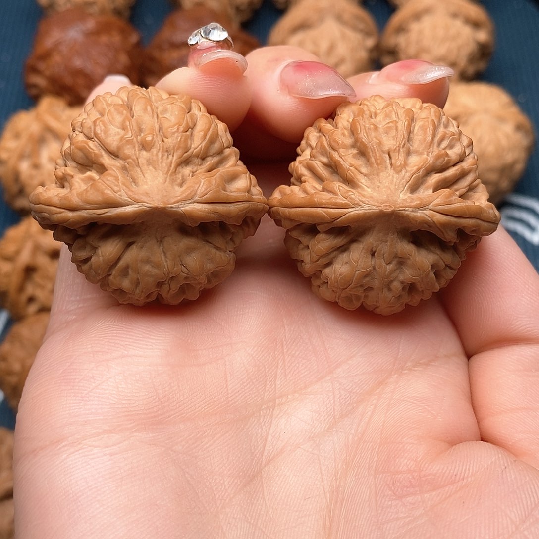 文玩核桃吊坠莲花37