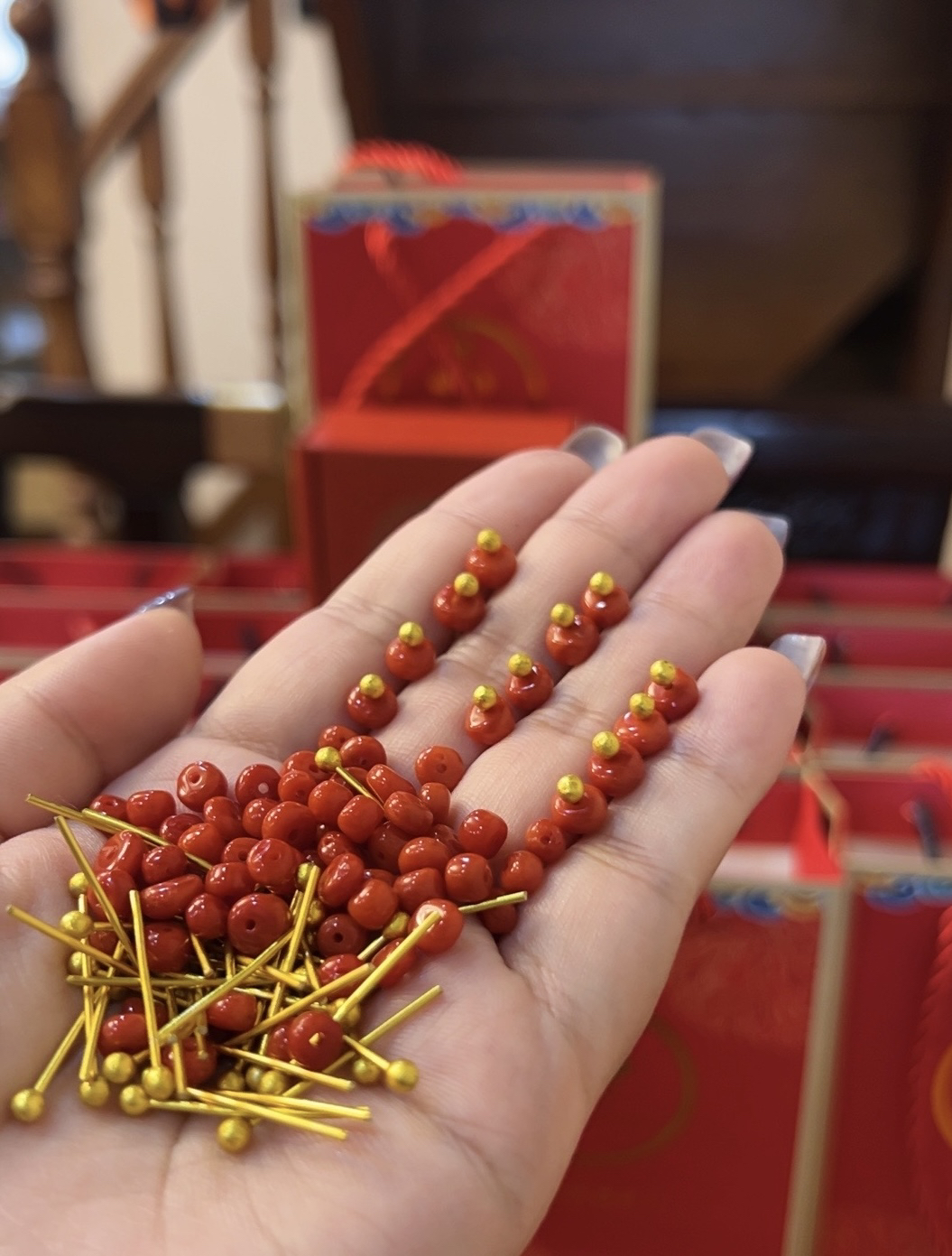 铜合金亚克力耳饰 （松赞饰品店新号）红色时尚简约百搭耳钉！