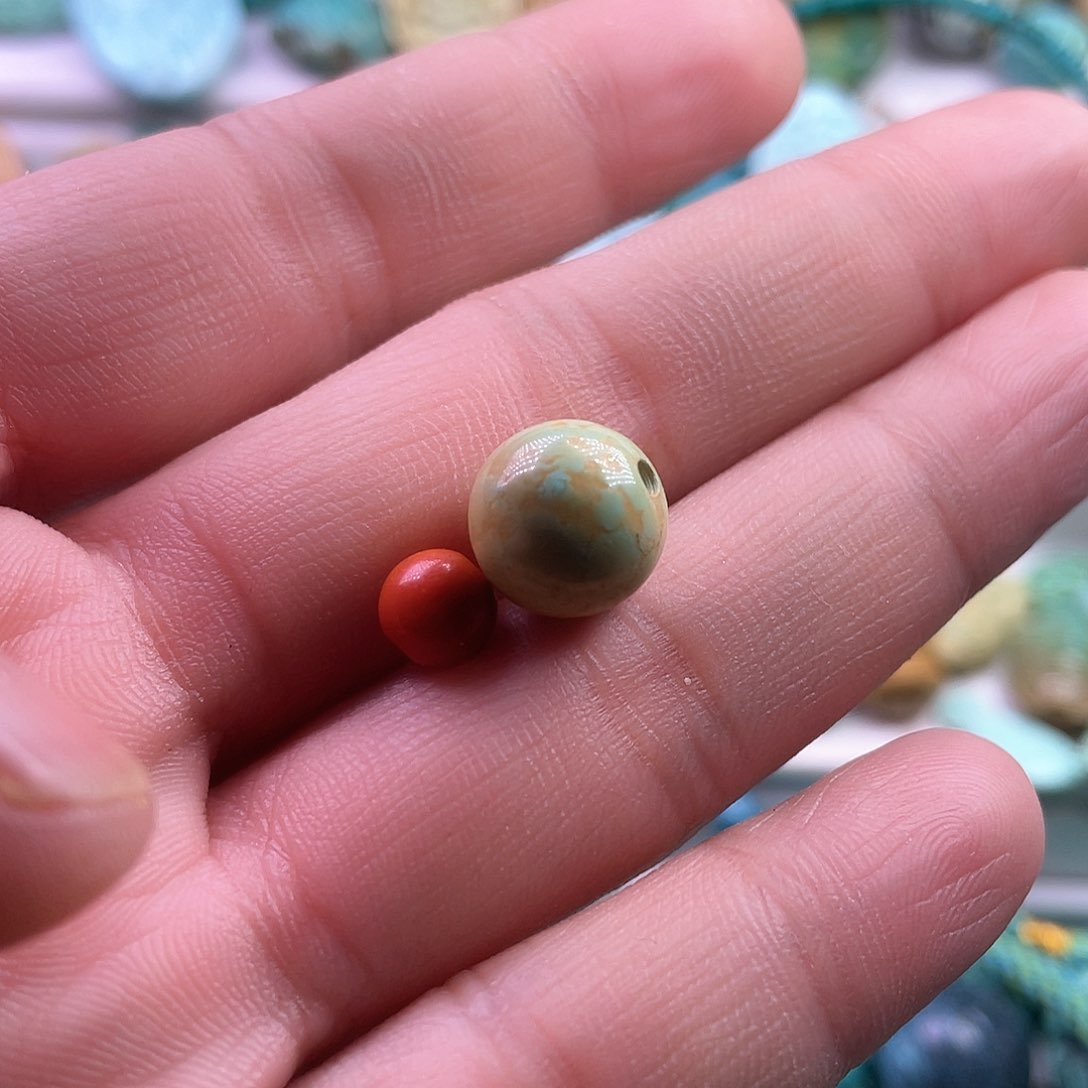 南红玛瑙颈饰未镶嵌