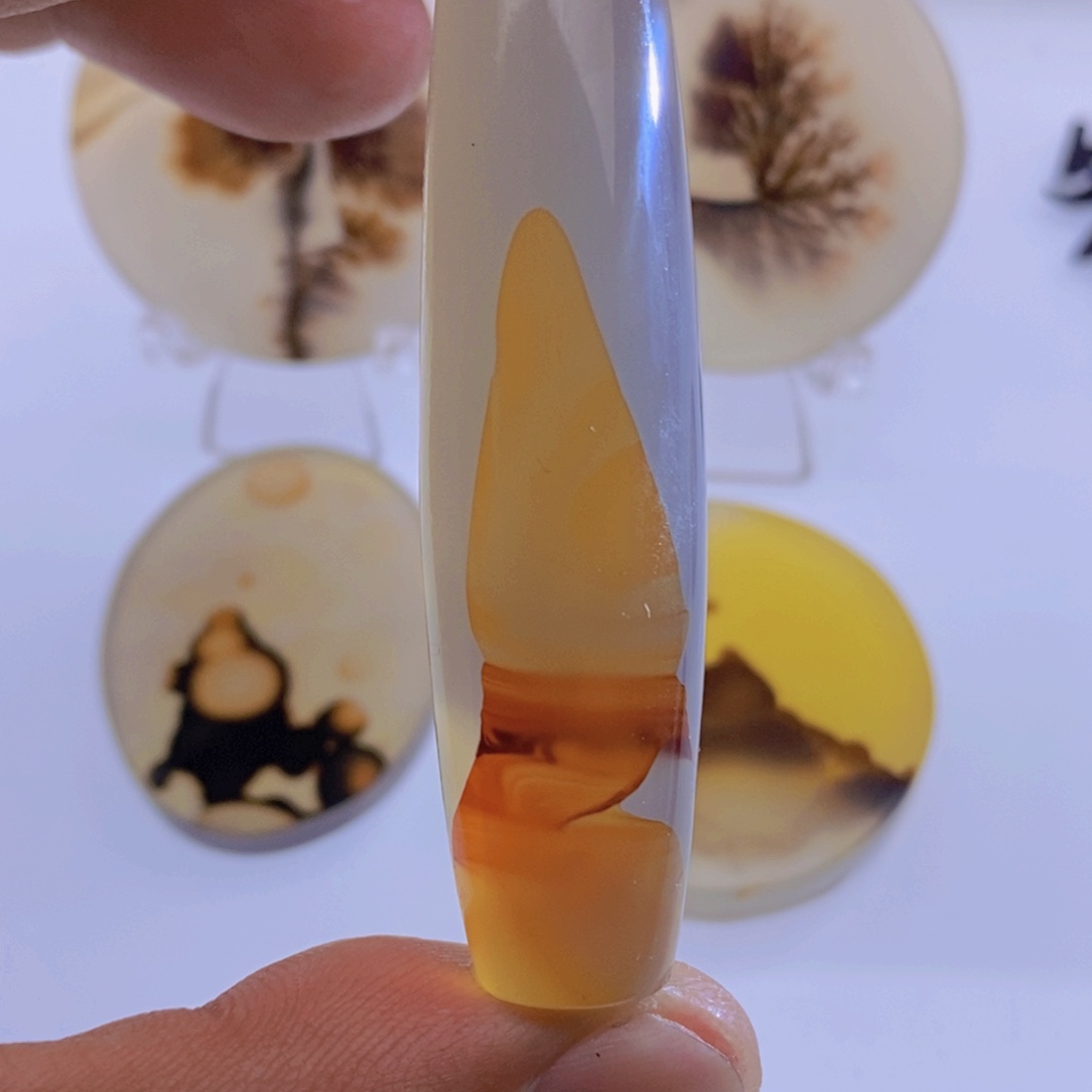 玛瑙/玉髓颈饰未镶嵌