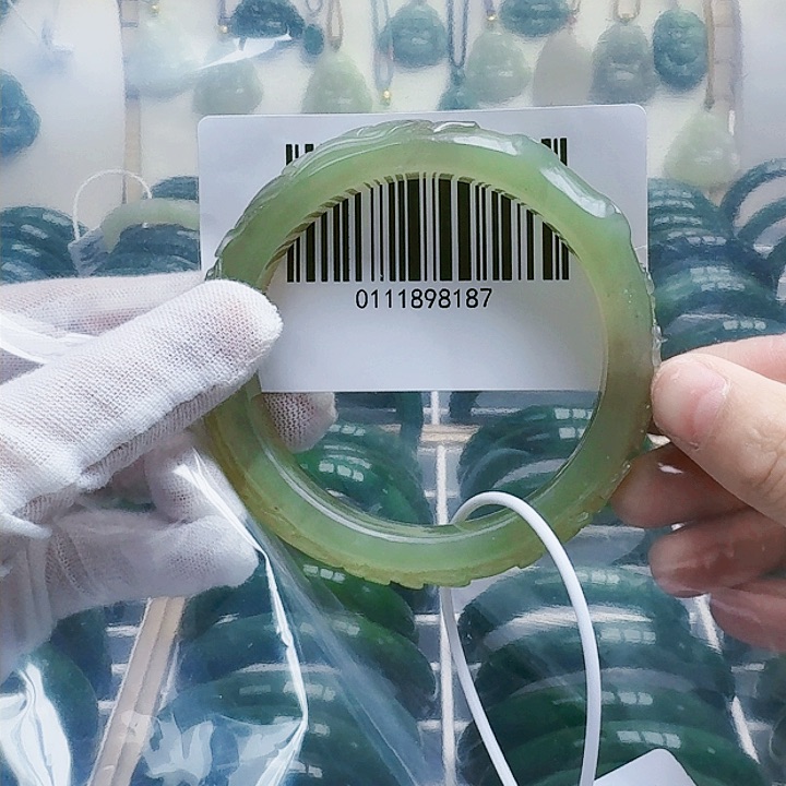 和田玉（碧玉）手镯未镶嵌61