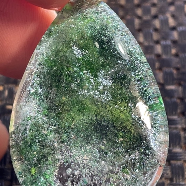 水晶颈饰未镶嵌济**舟