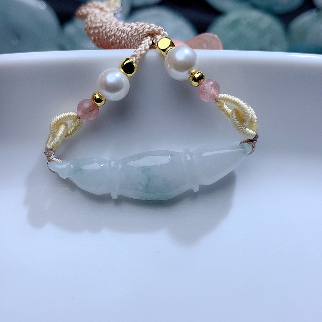 翡翠颈饰未镶嵌3126。