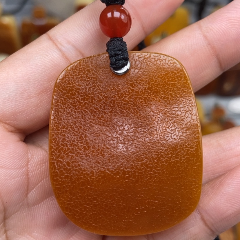 【闪购商品】未镶嵌颈饰琥珀