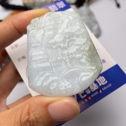 翡翠未镶嵌颈饰翡翠