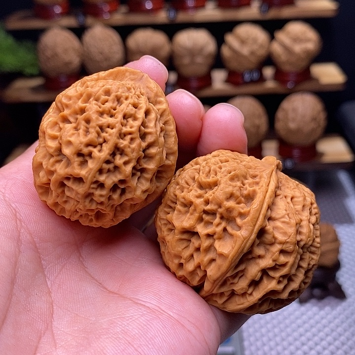 文玩核桃吊坠七星绣球9