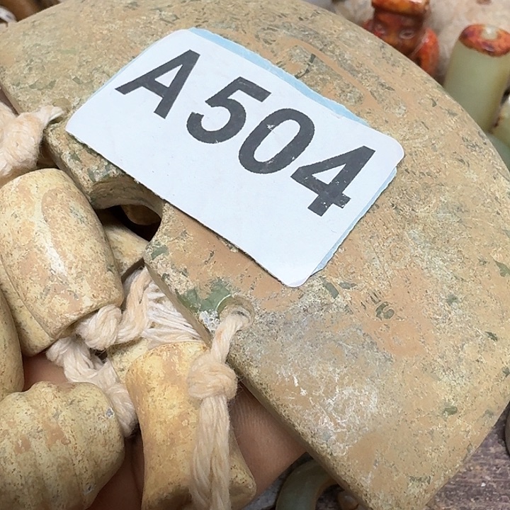 蛇纹石玉颈饰未镶嵌3****哥