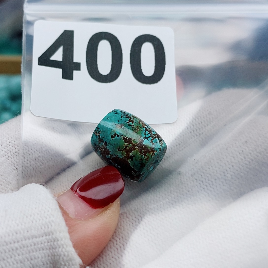 绿松石颈饰未镶嵌