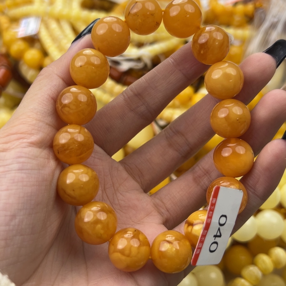 琥珀珠宝奇石未镶嵌