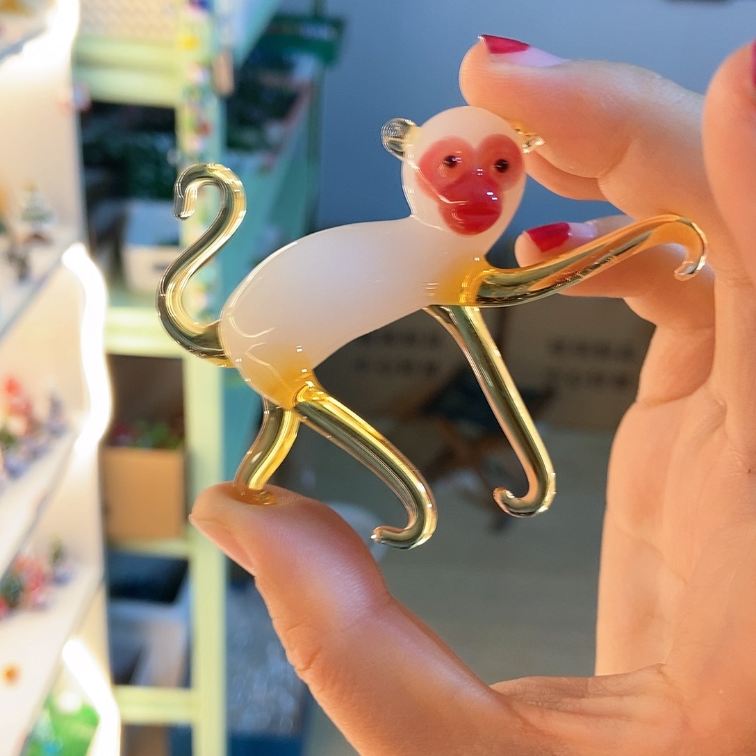 琉璃手工艺品猴子